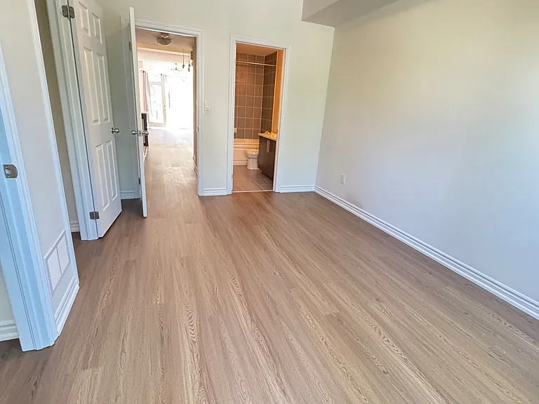 1 Eaton Park Ln #14 — Photo 9