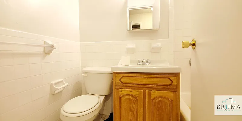 Rented by Bruma Realty LLC | media 10