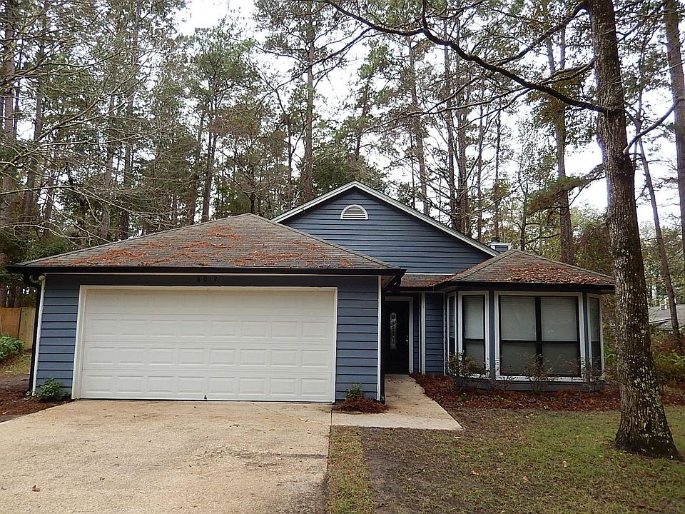1st image of 8612 Oak Forest Trl