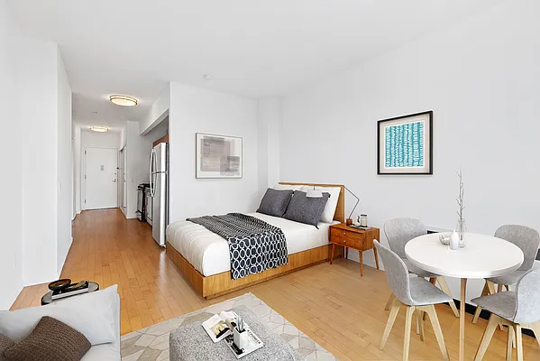 Rented by Compass | media 3