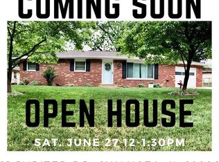 21 Jupiter Dr, Swansea, IL
