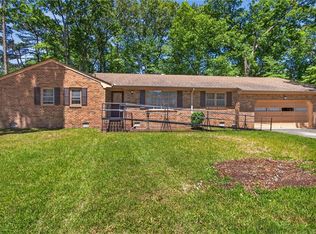 600 Larkspur Rd, Portsmouth, VA 23703