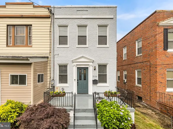 719 Sheridan St NW, Washington, DC 20011
