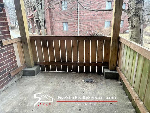 5th image of 1360 Brook St APT D