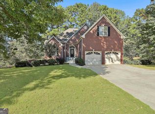 215 Ponte Vedra Dr, Fayetteville, GA