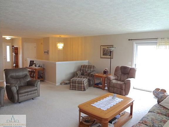 5th image of 11814 Windy Hill Ln
