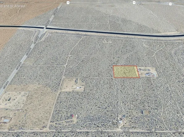 E Ave W #13, Llano, CA 93544