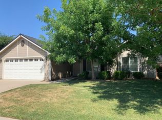 7956 N Backer Ave, Fresno, CA