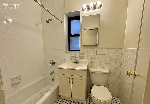 5th image of 230 W 82nd St #D-3