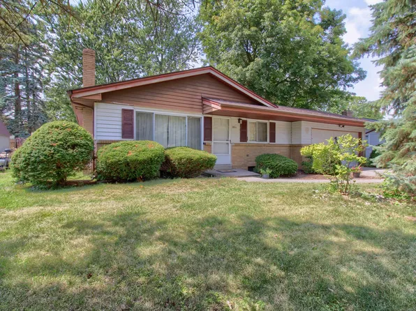 2611 Bradford Dr, Saginaw, MI 48603