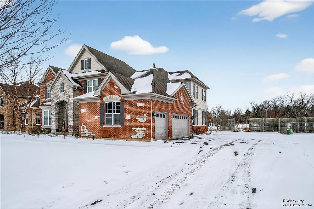 Building Photo - 13957 W Emma Ln