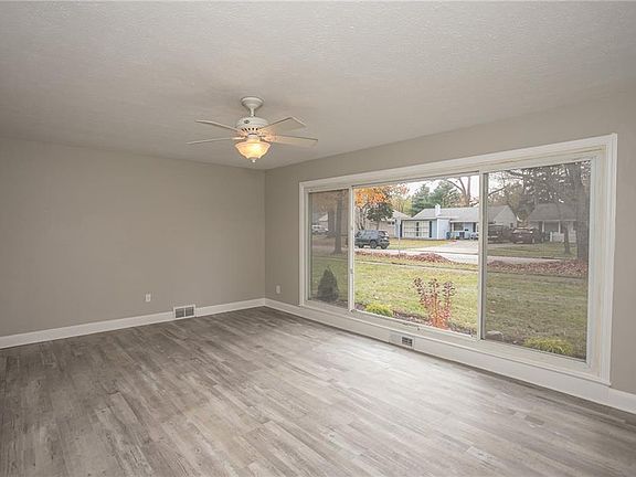 2nd image of 8996 Manorford Dr