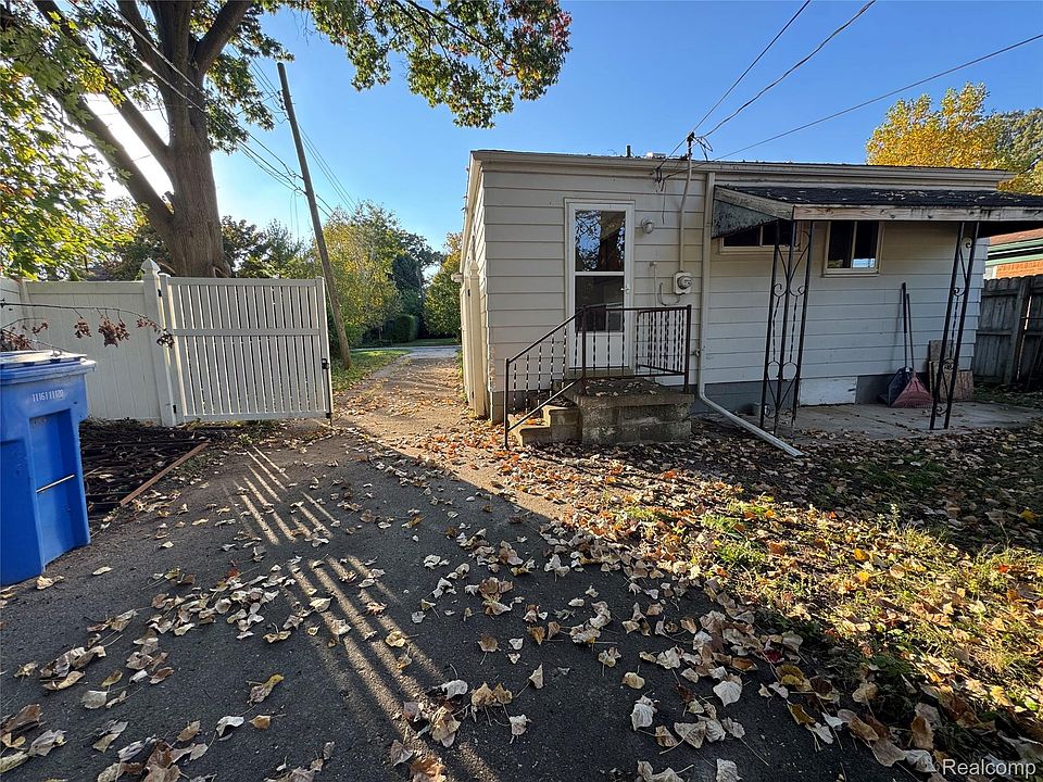 4499 Mayfair St, photo 30