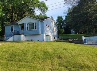 8366 Pleasant Valley Dr, Cedar Hill, MO 63016