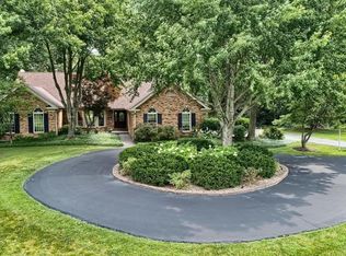 13205 Fountainhead Circle Dr, Saint Louis, MO 63138