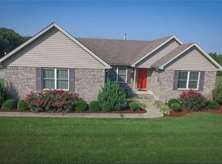 7082 N State Road 39, Scottsburg, IN 47170