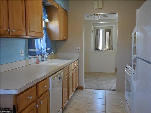 2nd image of 515 Nancy Dr