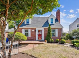 2505 N Powhatan St, Arlington, VA 22207