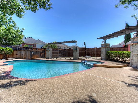 Custom Diving Pool-Spa