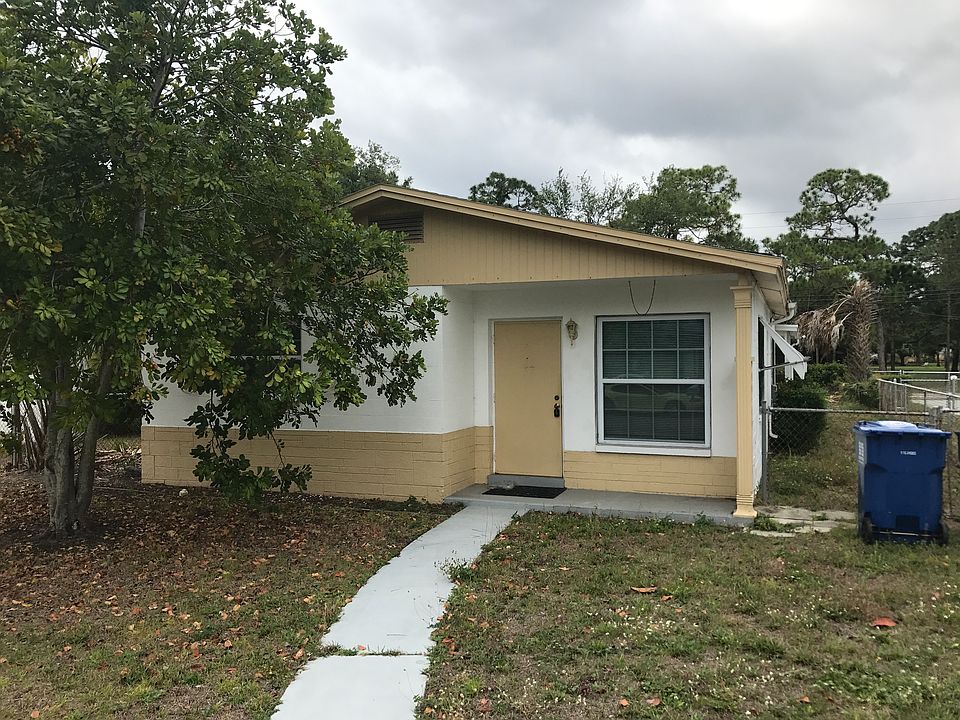 1st image of 710 71st Ave N