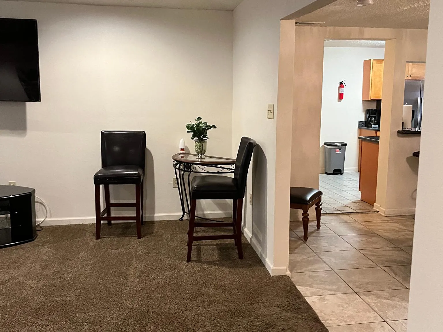4 bed, 2168 sqft, $3,000 — Photo 3