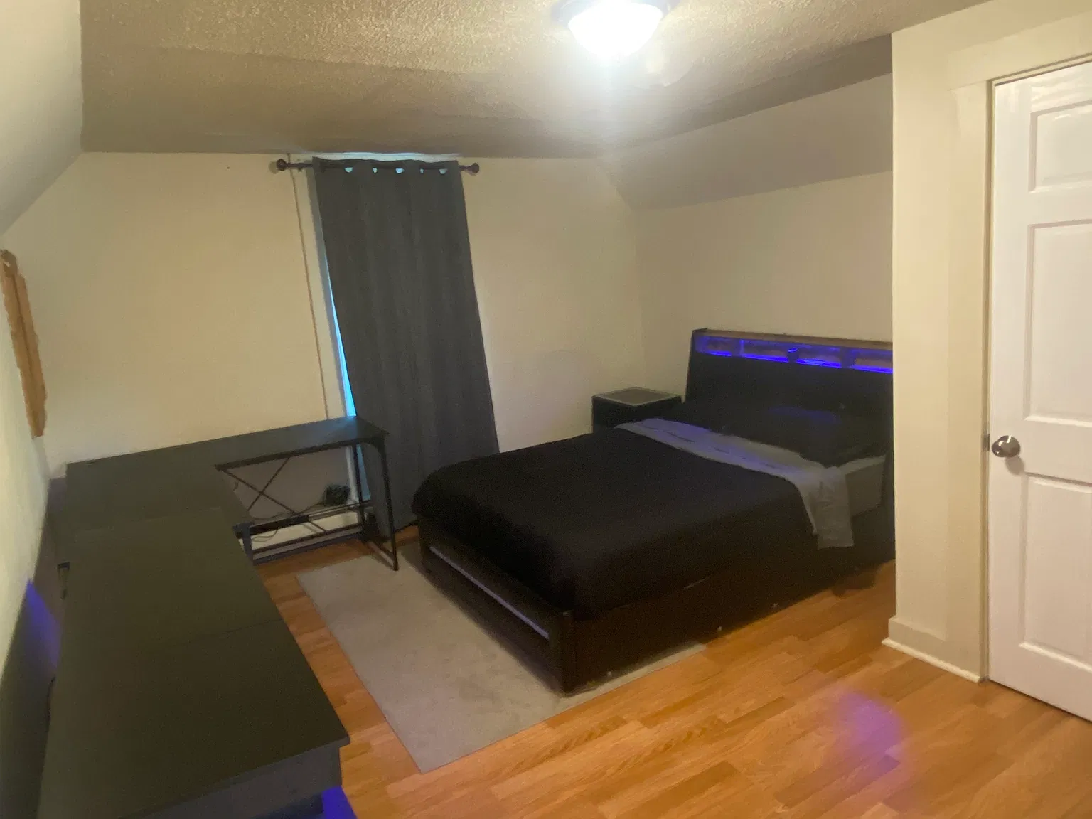 Jay Apartments — Photo 1