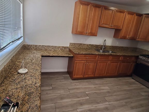 3rd image of 588 S Highland Dr APT 2