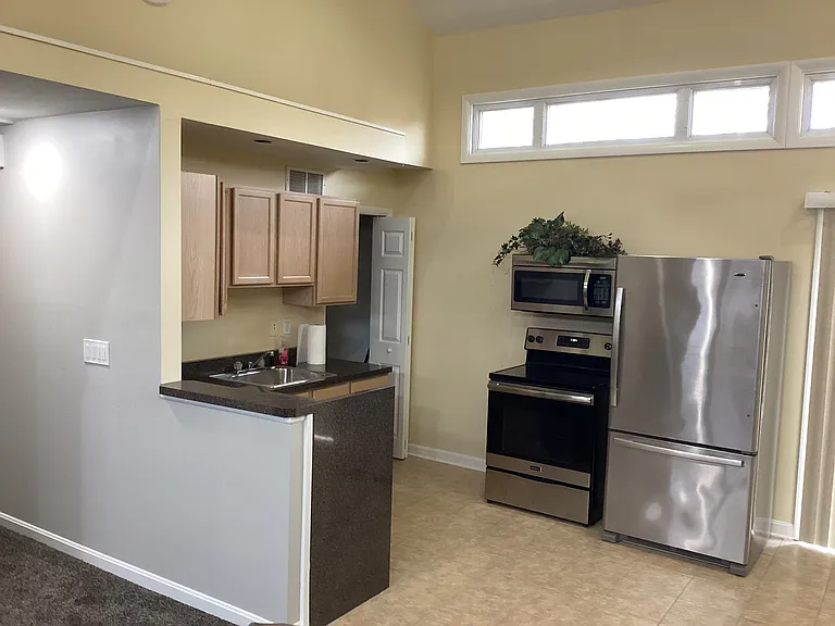 143 Robinhood Dr — Photo 12