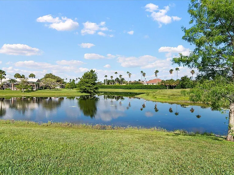 2447 Country Golf Dr — Photo 23
