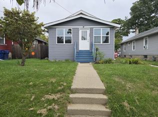 509 N Butrick St, Waukegan, IL 60085