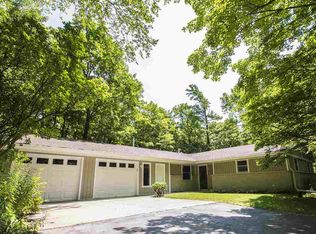 13711 W Pine Ridge Rd, Mishicot, WI 54228