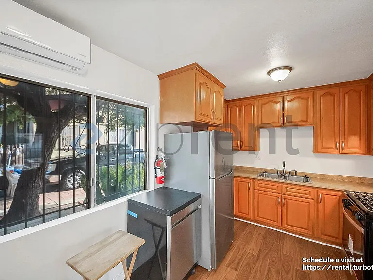2458 S Normandie Ave #2 — Photo 5