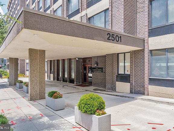 2nd image of 2501 Calvert St NW APT 701