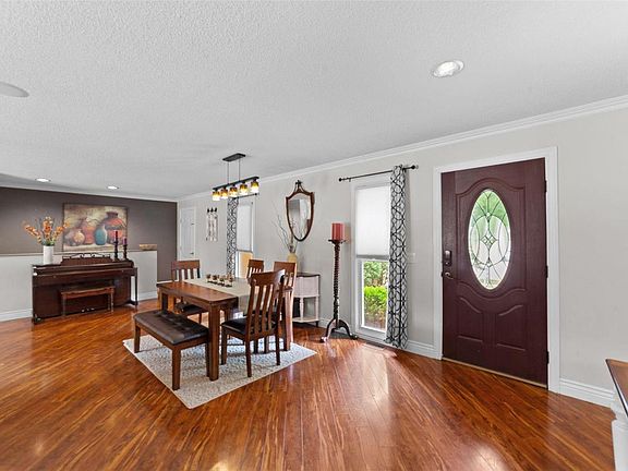 5th image of 2102 Cherrycove Ct