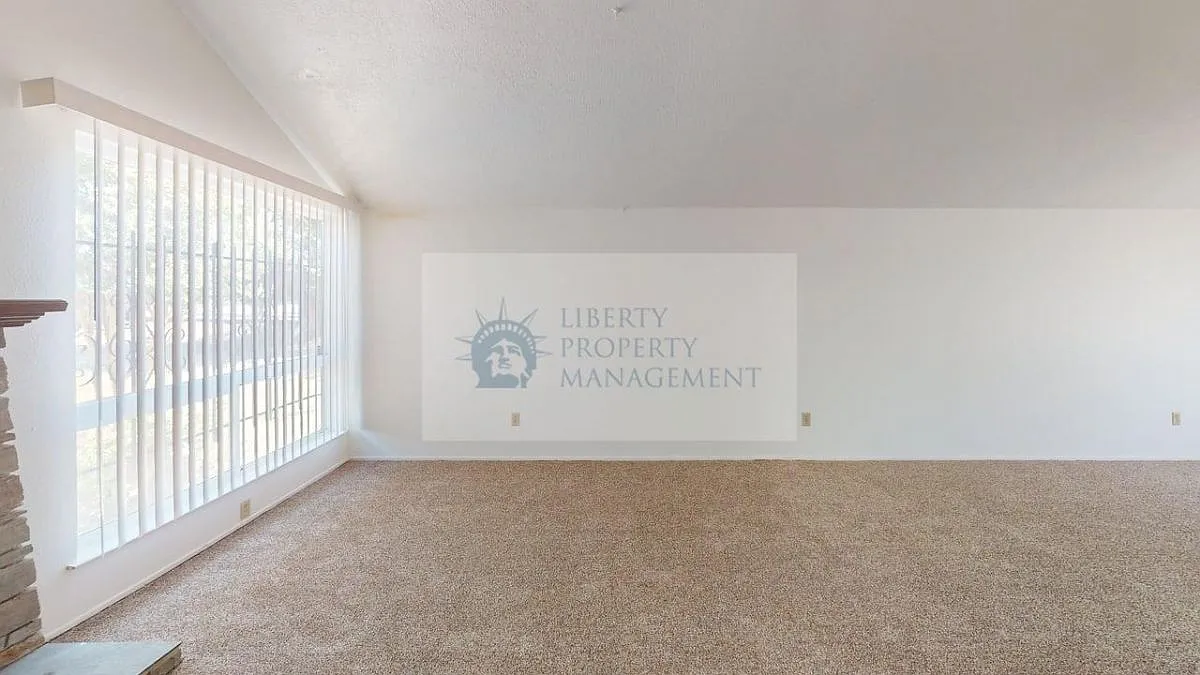 4 bed, 3.5 bath, 2773 sqft, $2,995 — Photo 4