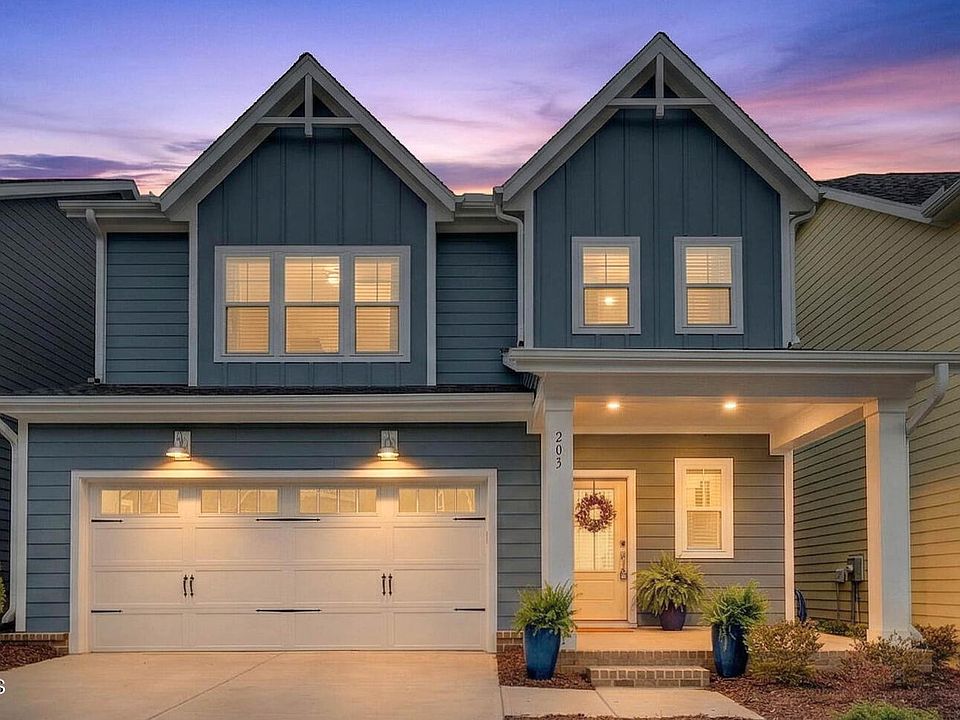 1st image of 203 Beacon Dr