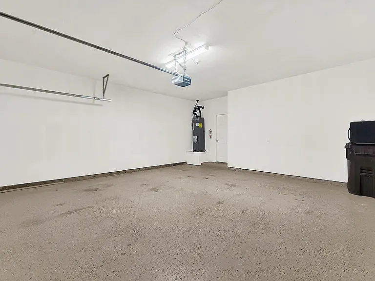 3105 Judge Holland Ln — Photo 15
