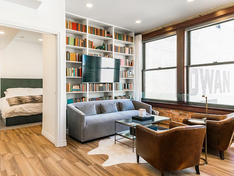 460 S Spring St #1105 — Photo 2