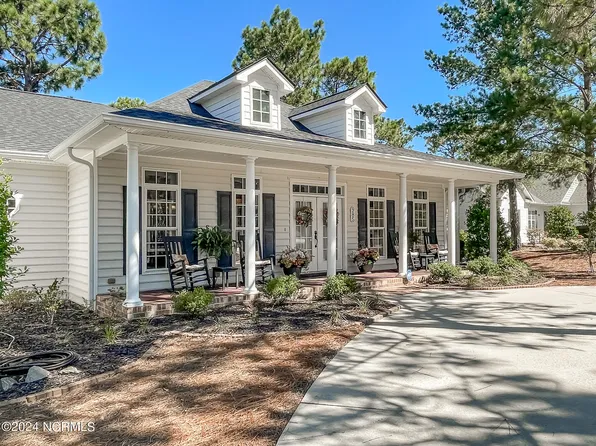 985 Diamondhead Drive S, Pinehurst, NC 28374