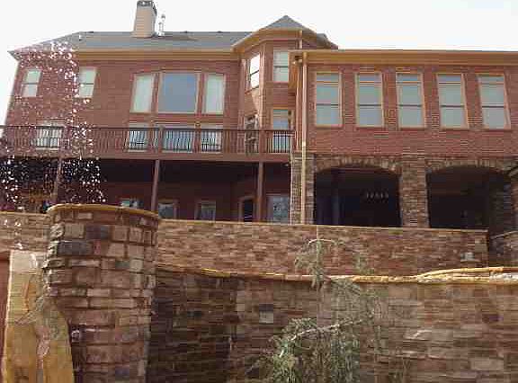 5th image of 324 Marbella Way