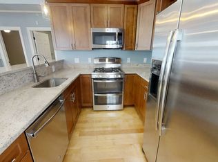 15 Orchard St #1L, Cambridge, MA 02140