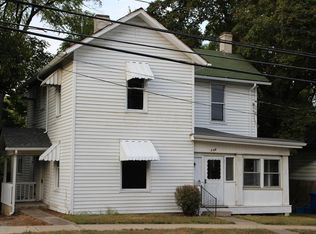 238 W William St, Delaware, OH