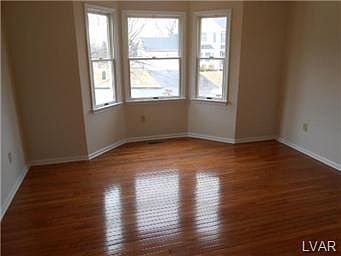 5th image of 2352 Blue Jay Dr