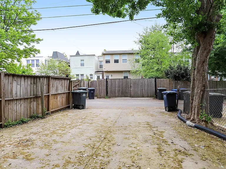 7135 Georgia Ave NW #B — Photo 30