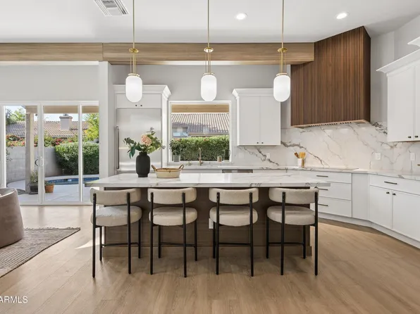 5450 E HELENA Drive, Scottsdale, AZ 85254