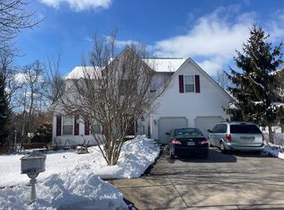 7219 McKee Ct, Macungie, PA 18062