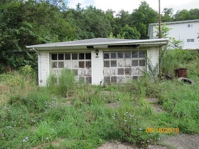 2nd image of 115 Skyline Dr