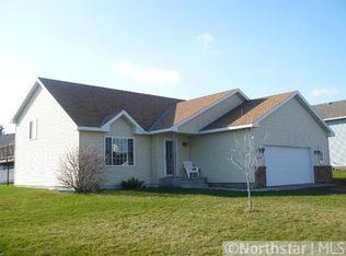 1003 Strawberry Ct, Sauk Rapids, MN 56379