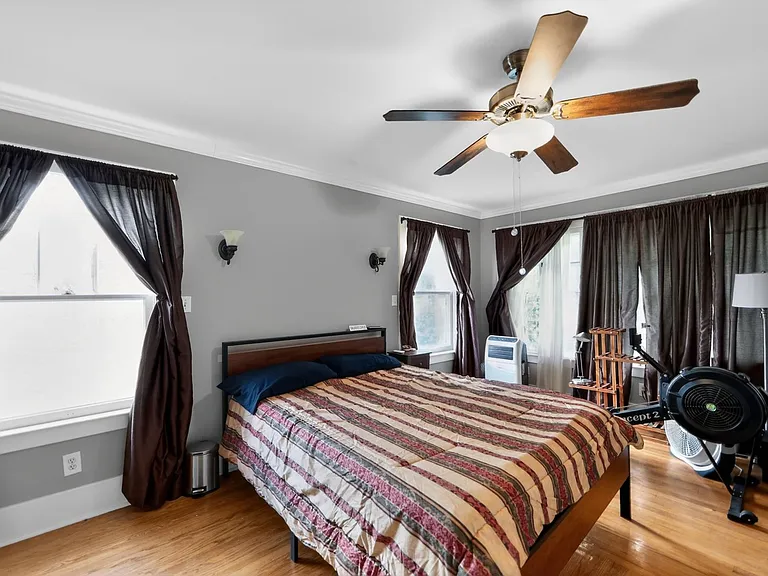 151 Wolcott Ave — Photo 19