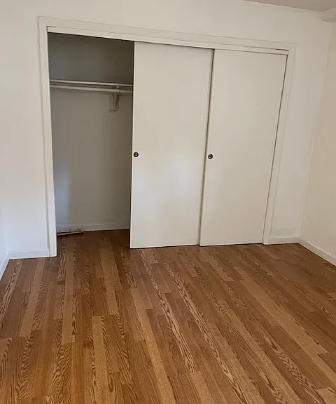 369 Monmouth St — Photo 24